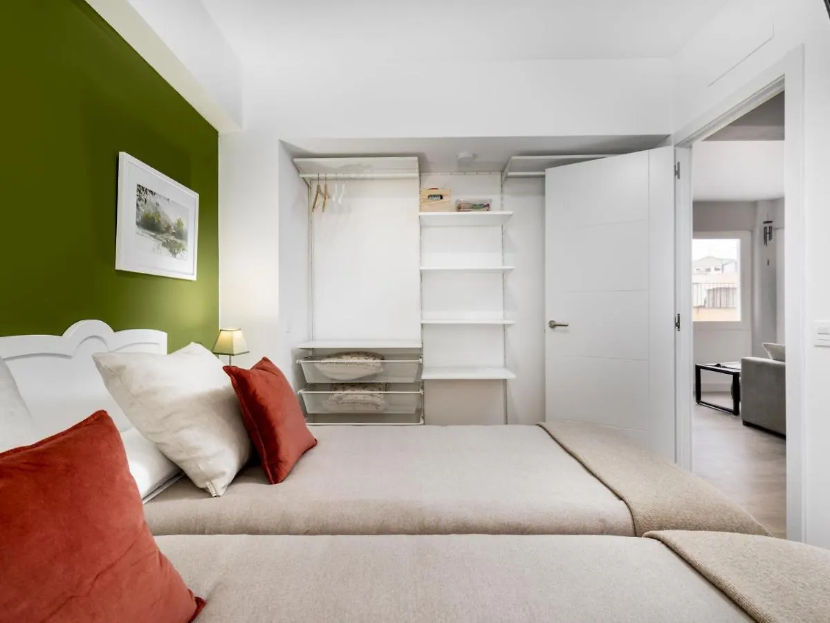 INMálaga Cisneros Apartman 0*,